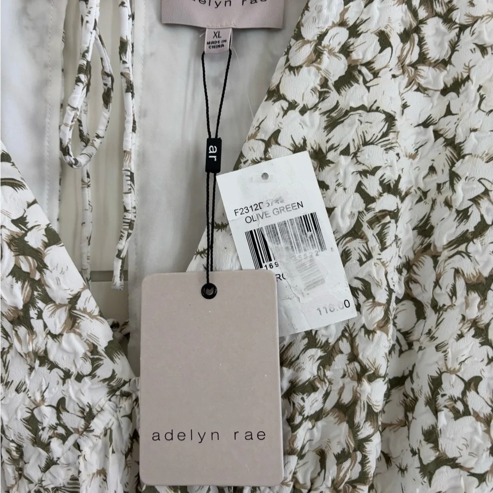 ADELYN RAE BELLAVIE BUBBLE TEXTURED DRESS NWT - Picture 4 of 5